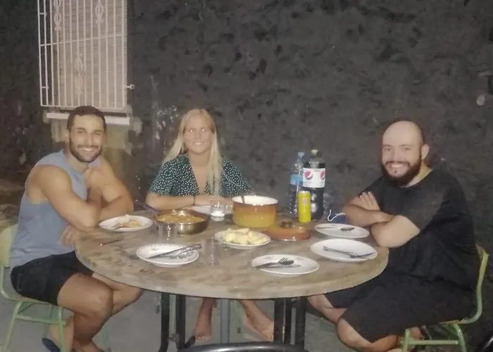 Alecer בית הארחה *